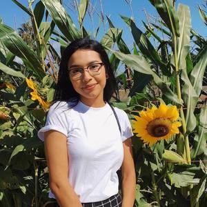 Meet your Posher, Cristina